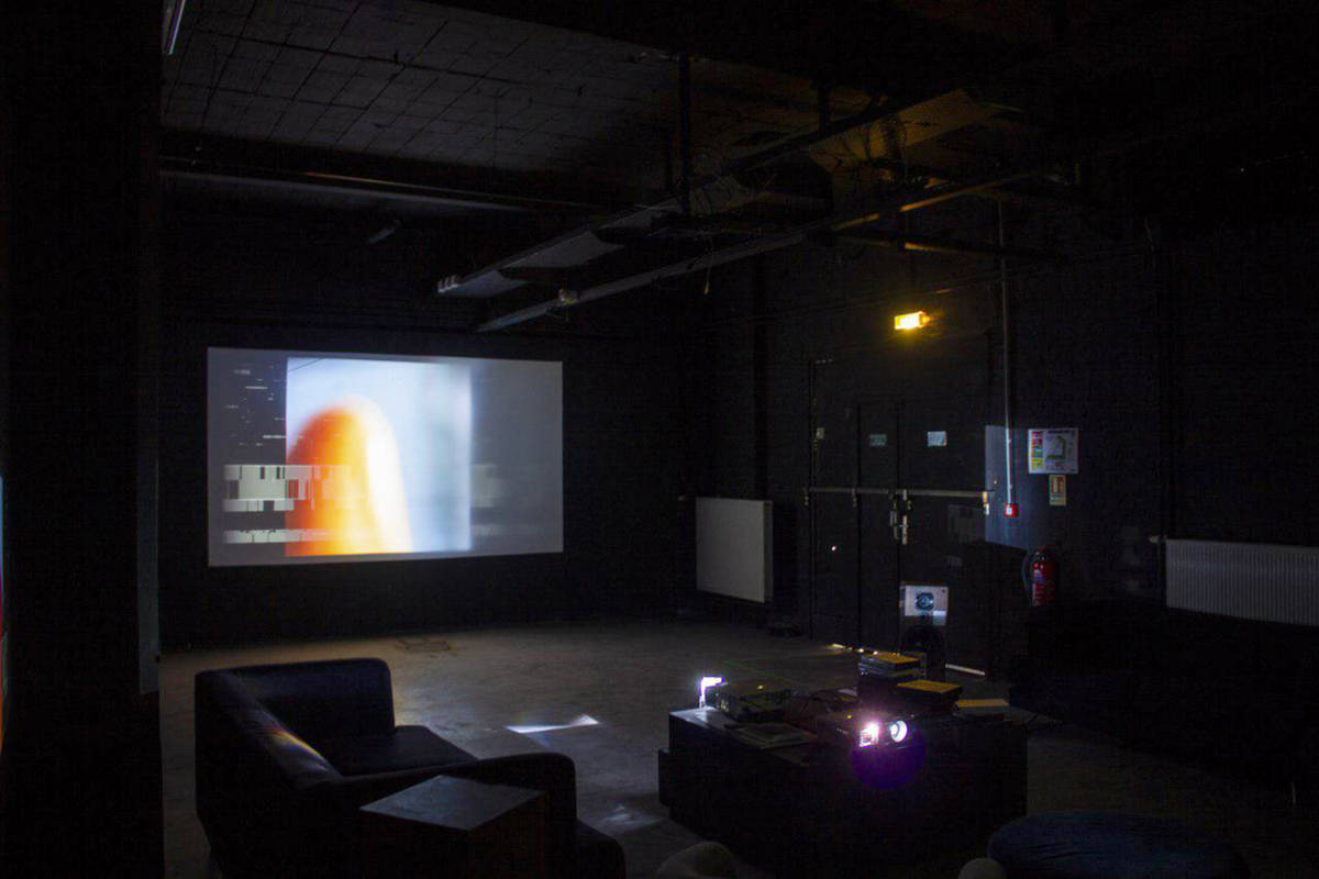 work by Arya Tabandehpoor, in this room, the Iranian artist presents a series of rotating objects, light and videos